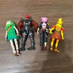 Set of 4 Fortnite Action Figures
